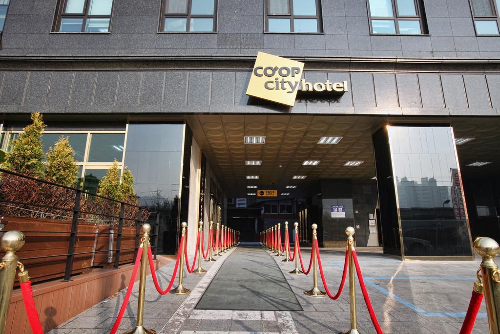 Coop City Hotel Oryu Station Сеул Екстериор снимка